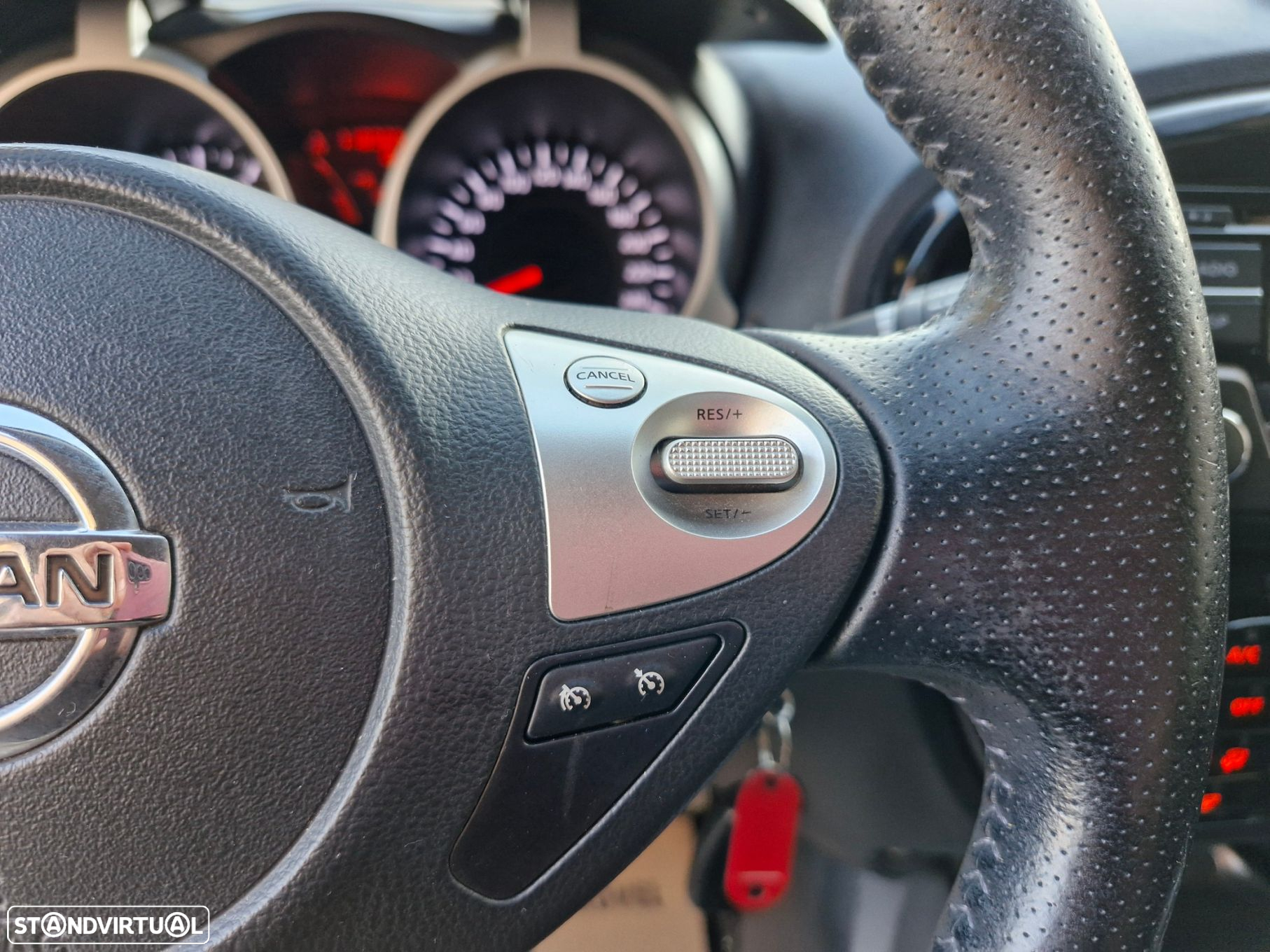 Nissan Juke 1.2 DIG-T N-Connecta - 23