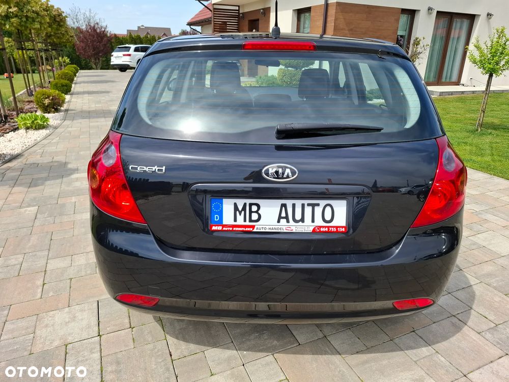 Kia Ceed 1.4 CVVT LX - 16