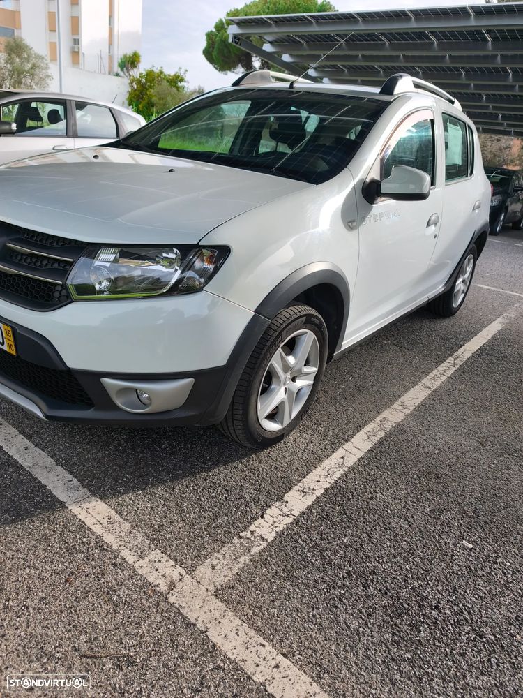 Dacia Sandero 1.5 Blue dCi Stepway - 3