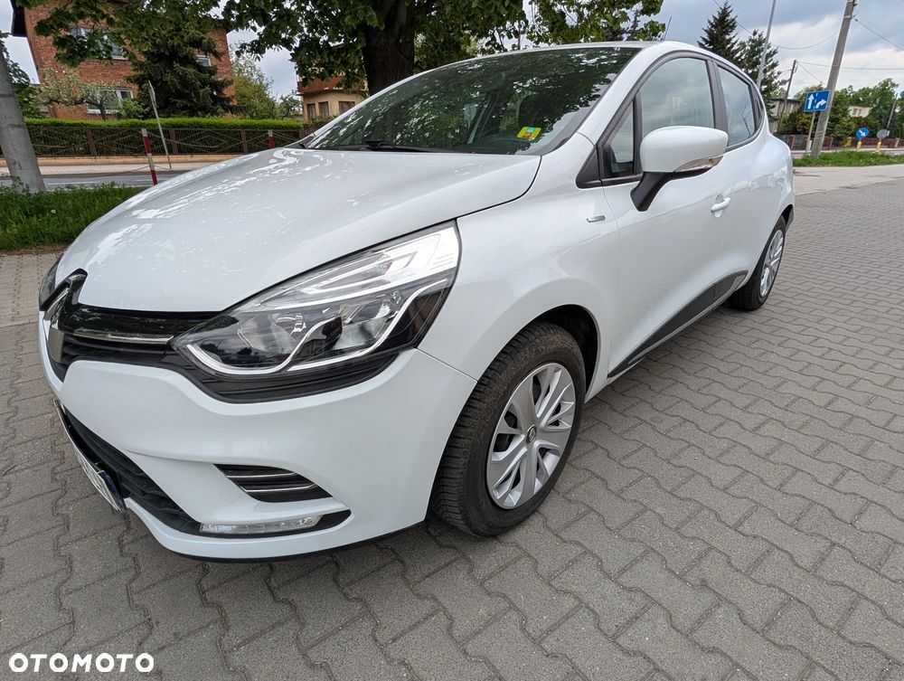 Renault Clio - 2