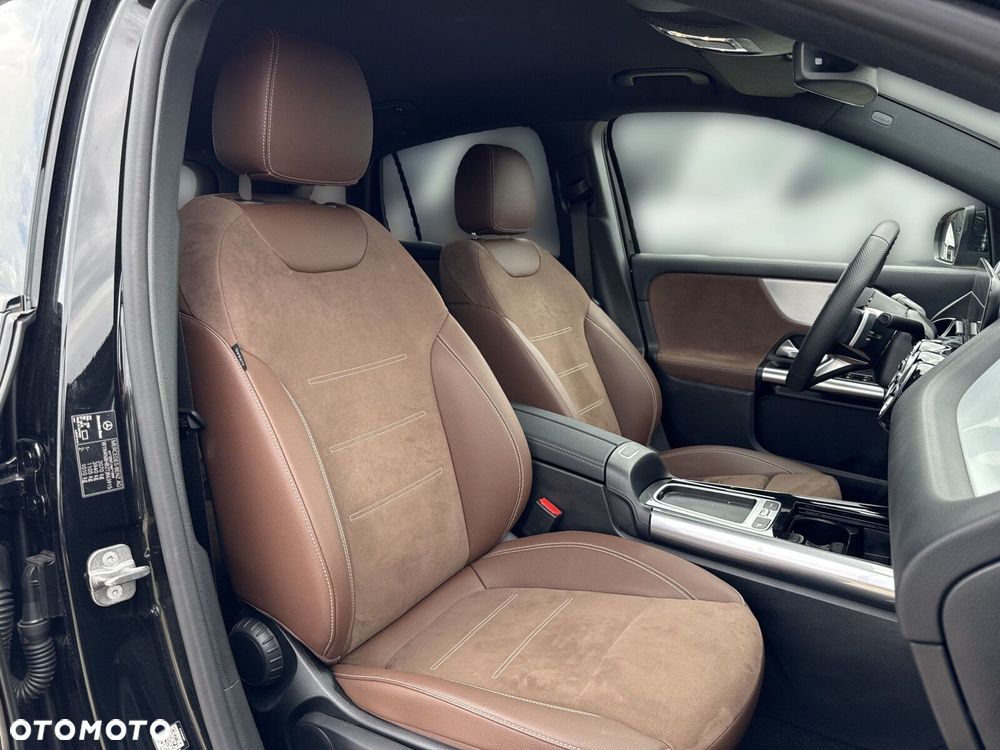 Mercedes-Benz GLA - 19