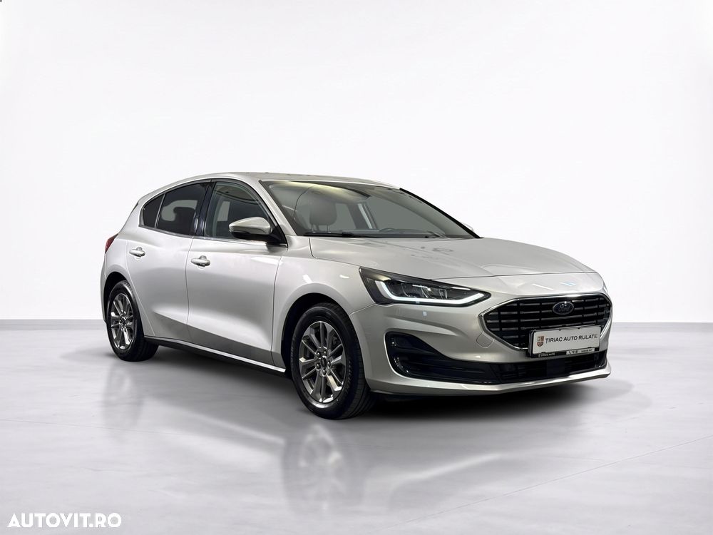 Ford Focus - 8