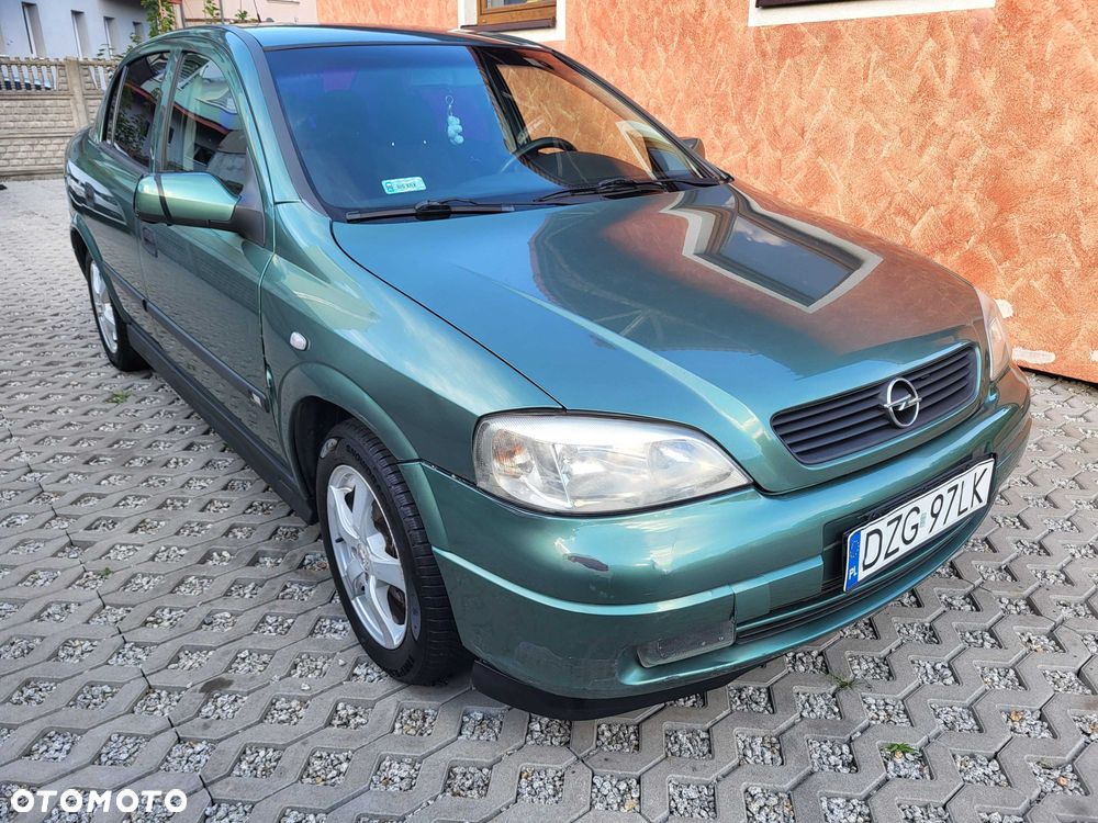 Opel Astra - 1
