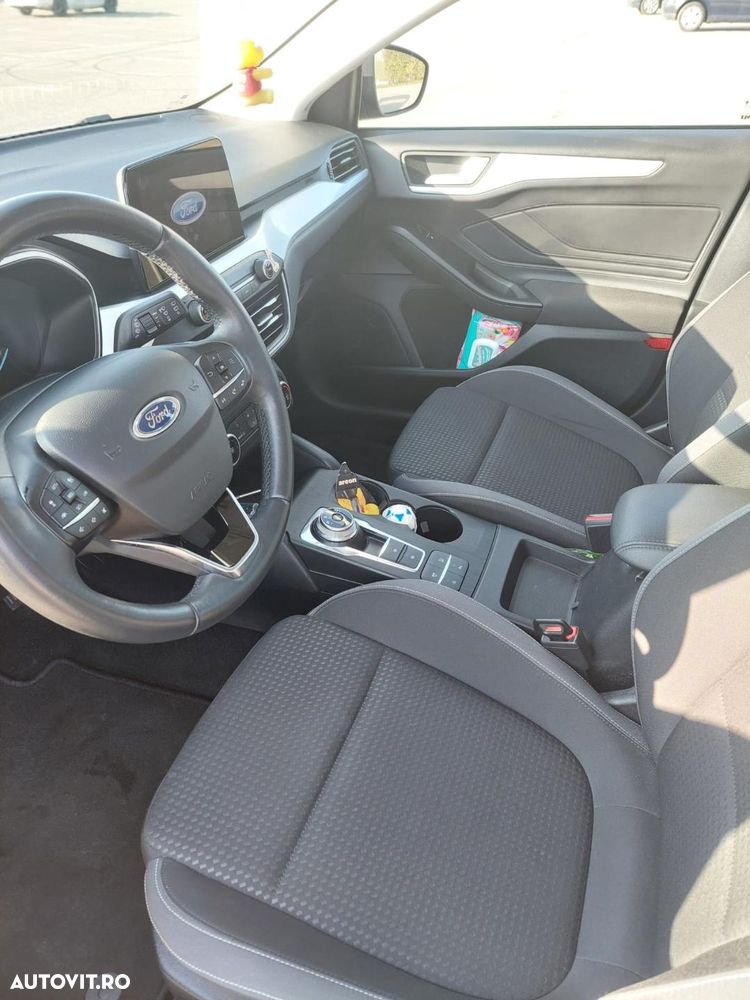 Ford Focus 1.5 EcoBlue ST-Line - 12