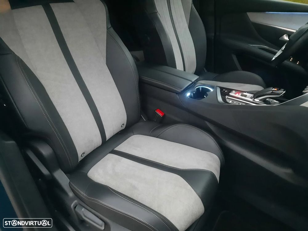 Peugeot 3008 1.6 Hybrid4 GT e-EAT8 - 40