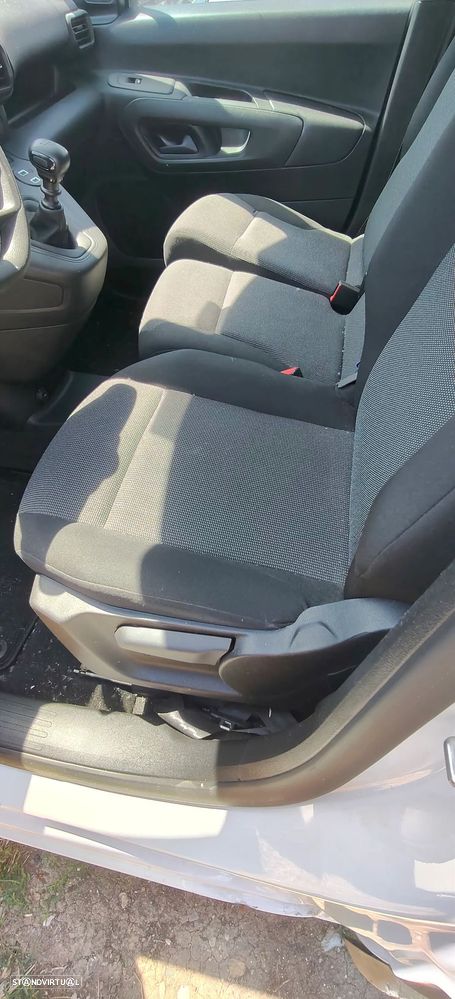 Citroën Berlingo XL Plus - 11