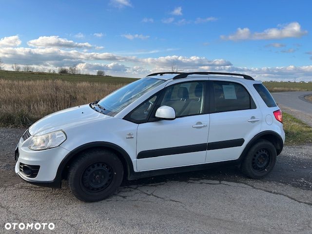 Suzuki SX4 2.0 DDiS 4x4 Comfort - 3