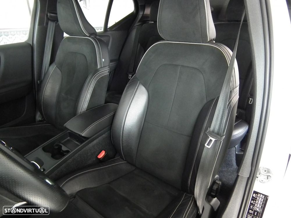 Volvo XC 40 2.0 D3 R-Design - 14