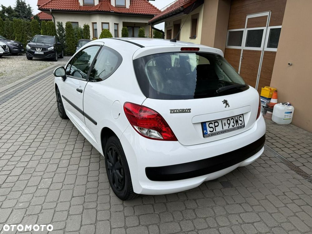 Peugeot 207 1.4 HDi Trendy - 9