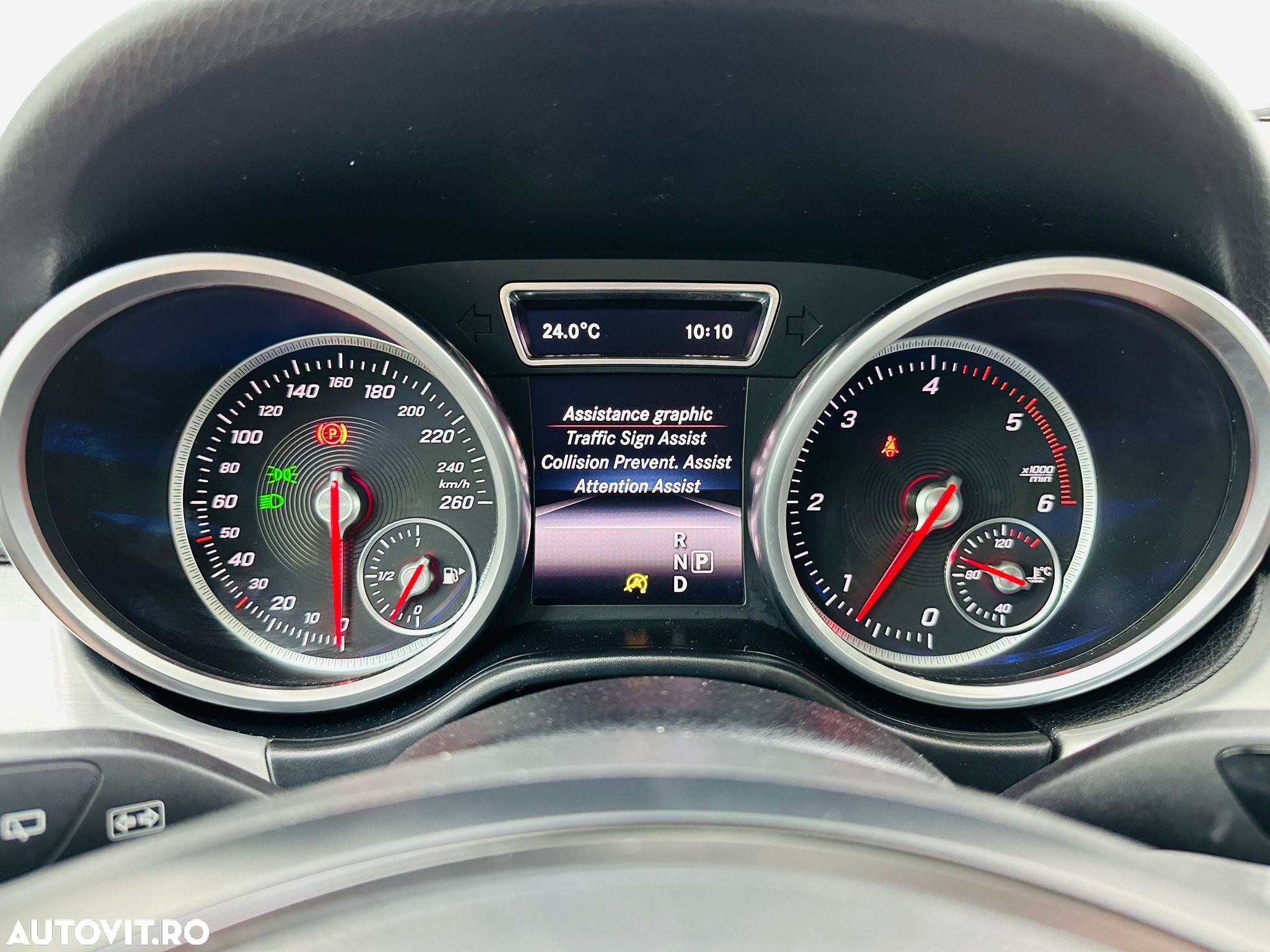 Mercedes-Benz GLE - 40