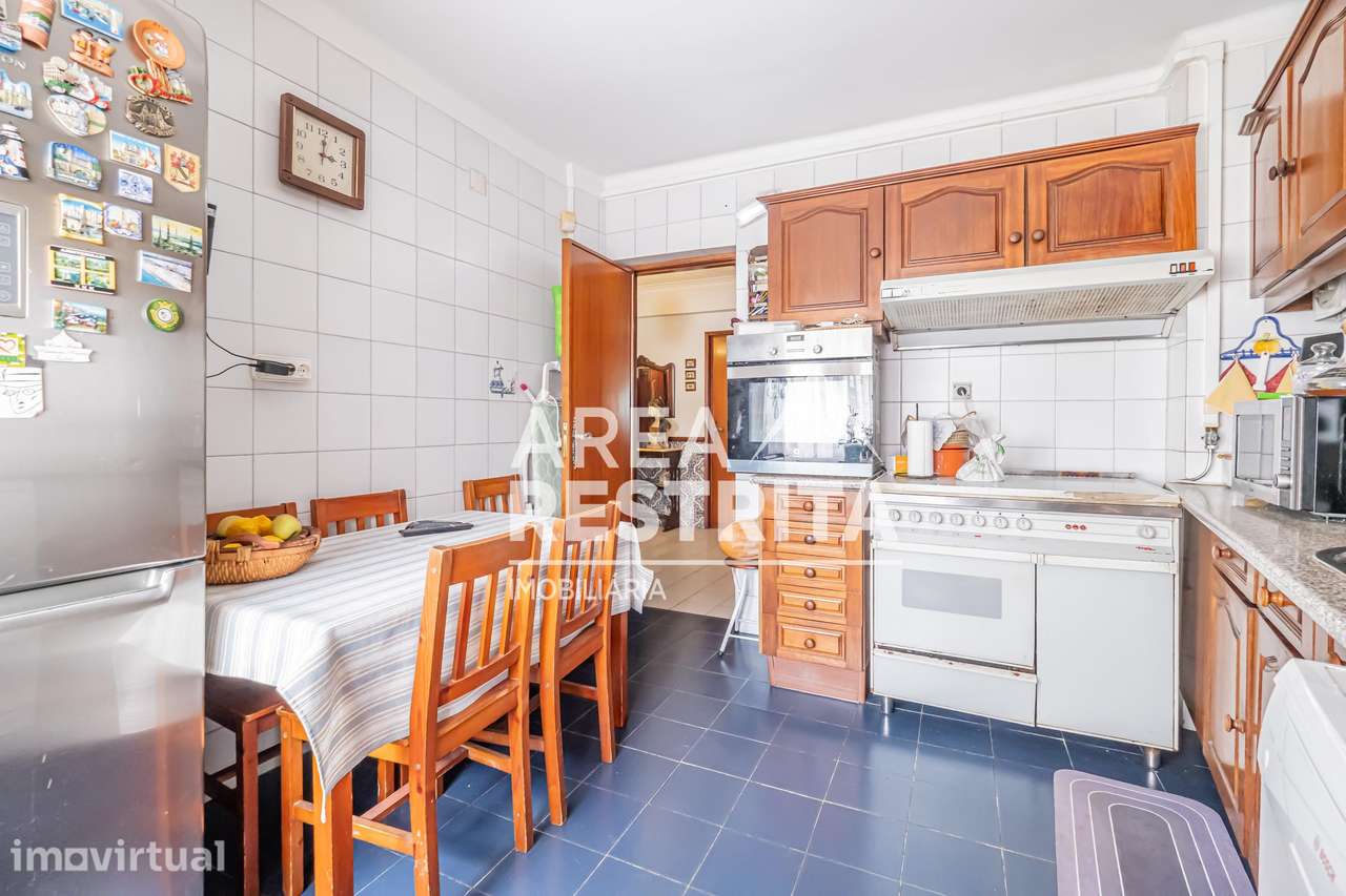 Apartamento T2 na Baixa da Banheira - junto à estação de comboio - Grande imagem: 5/15