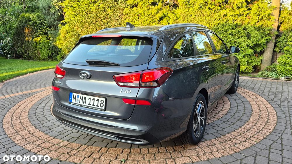 Hyundai i30 1.6 CRDI 48V-Hybrid DCT EDITION 30+ - 2