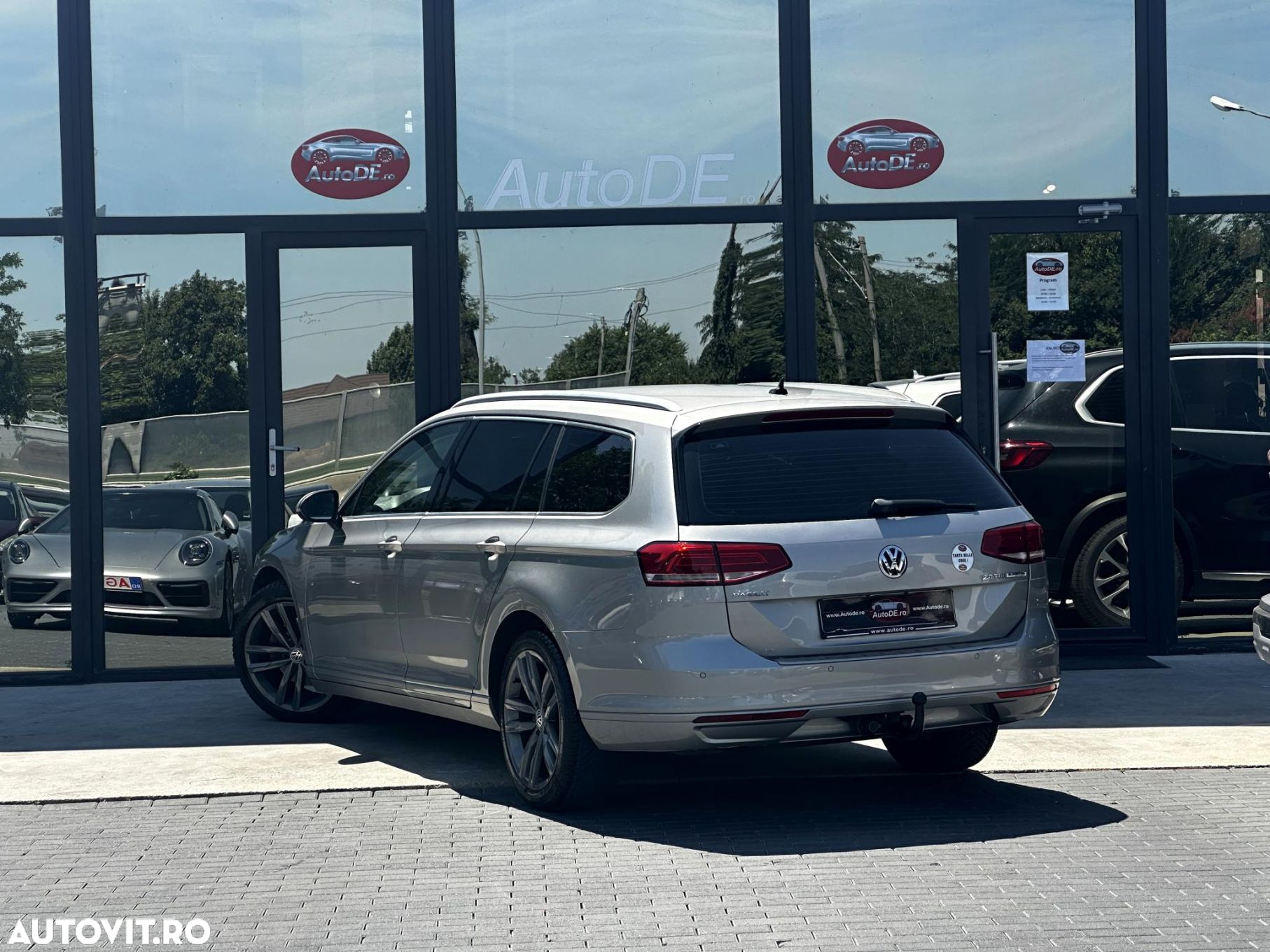 Volkswagen Passat - 4