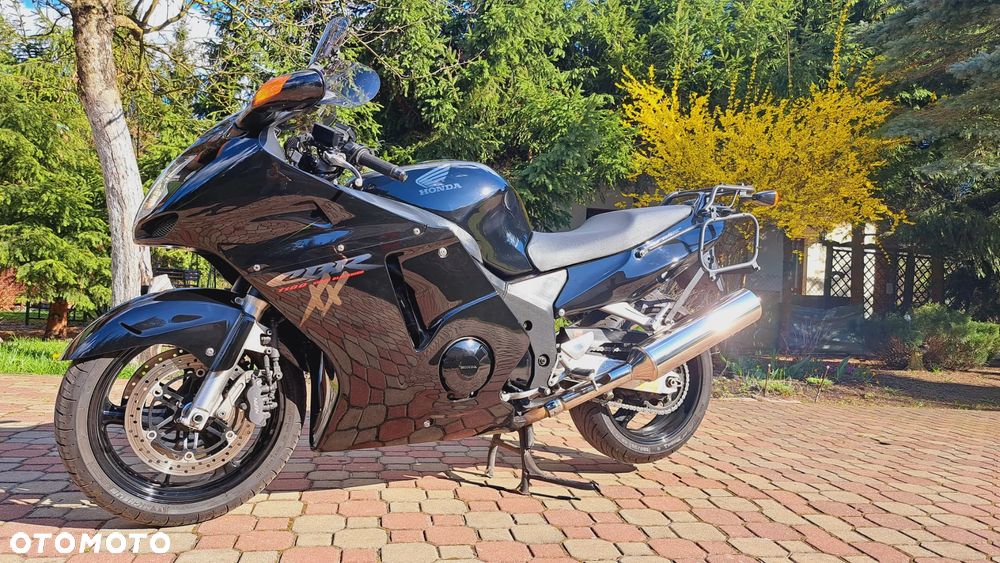 Honda CBR - 23