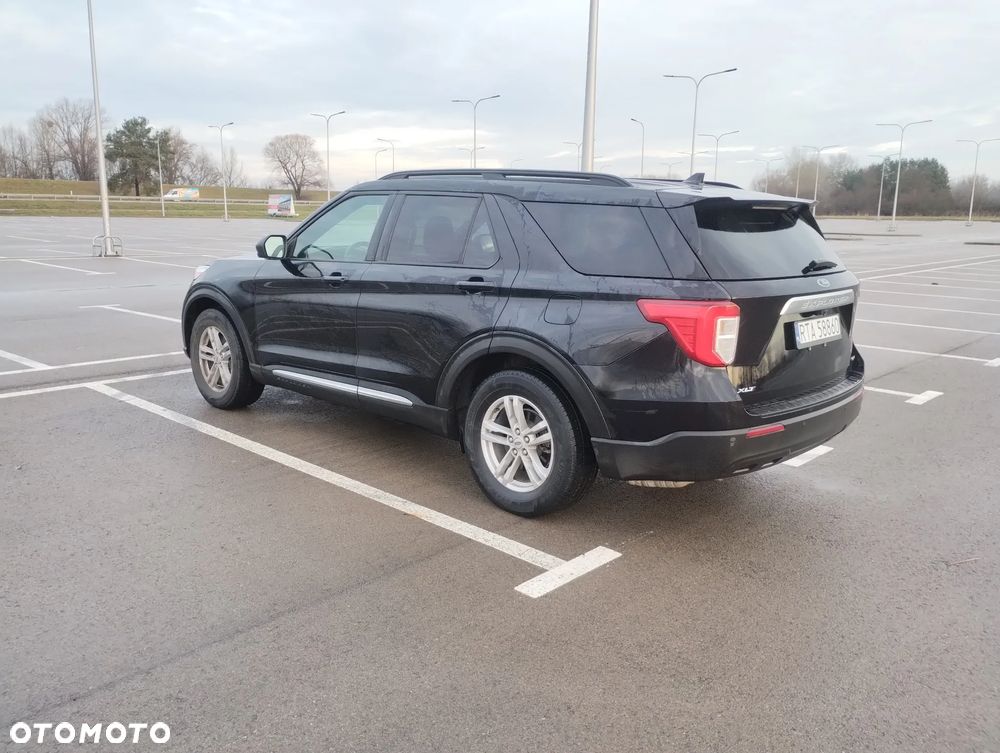 Ford Explorer - 3