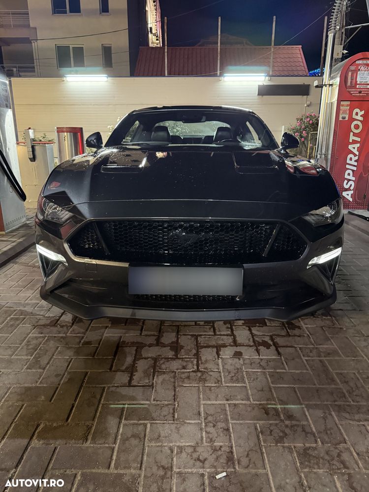 Ford Mustang - 6