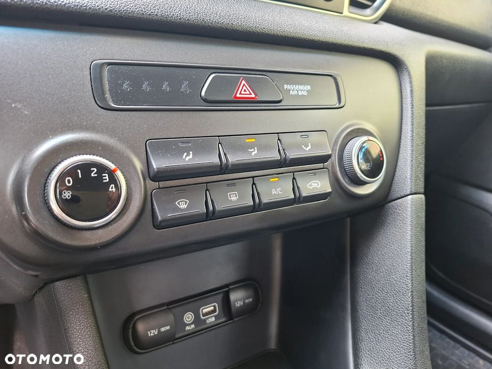 Kia Sportage - 17