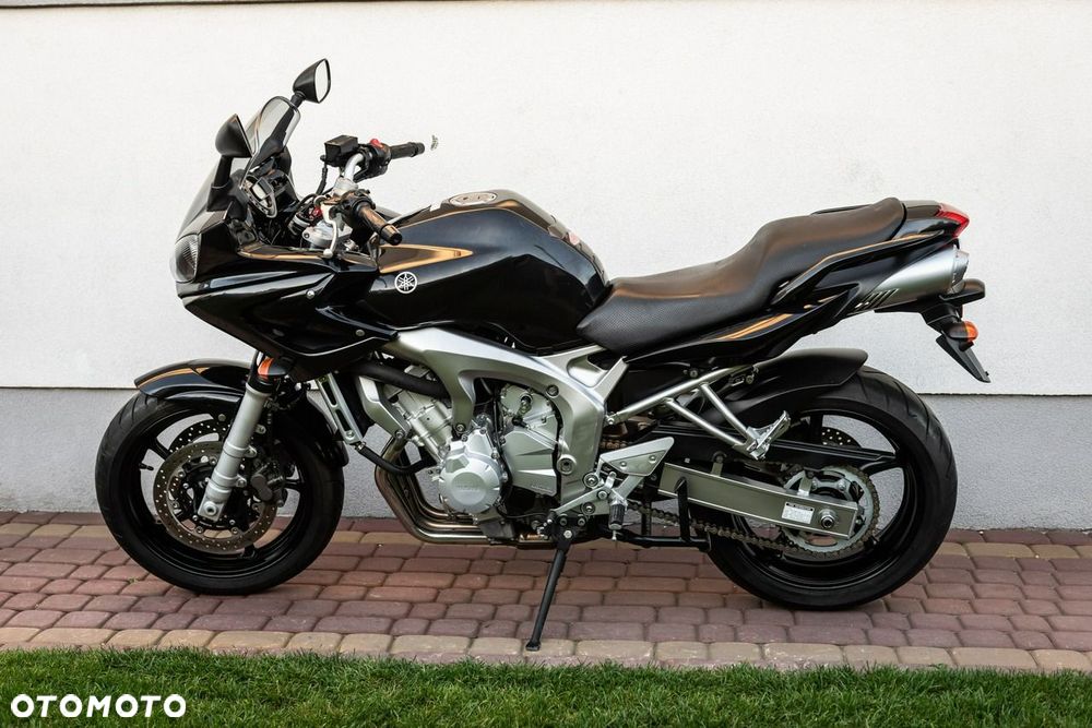 Yamaha FZ - 5