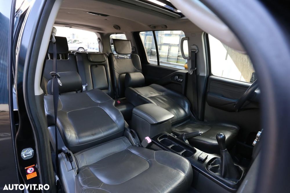 Nissan Pathfinder 2.5 dCi Premium - 28