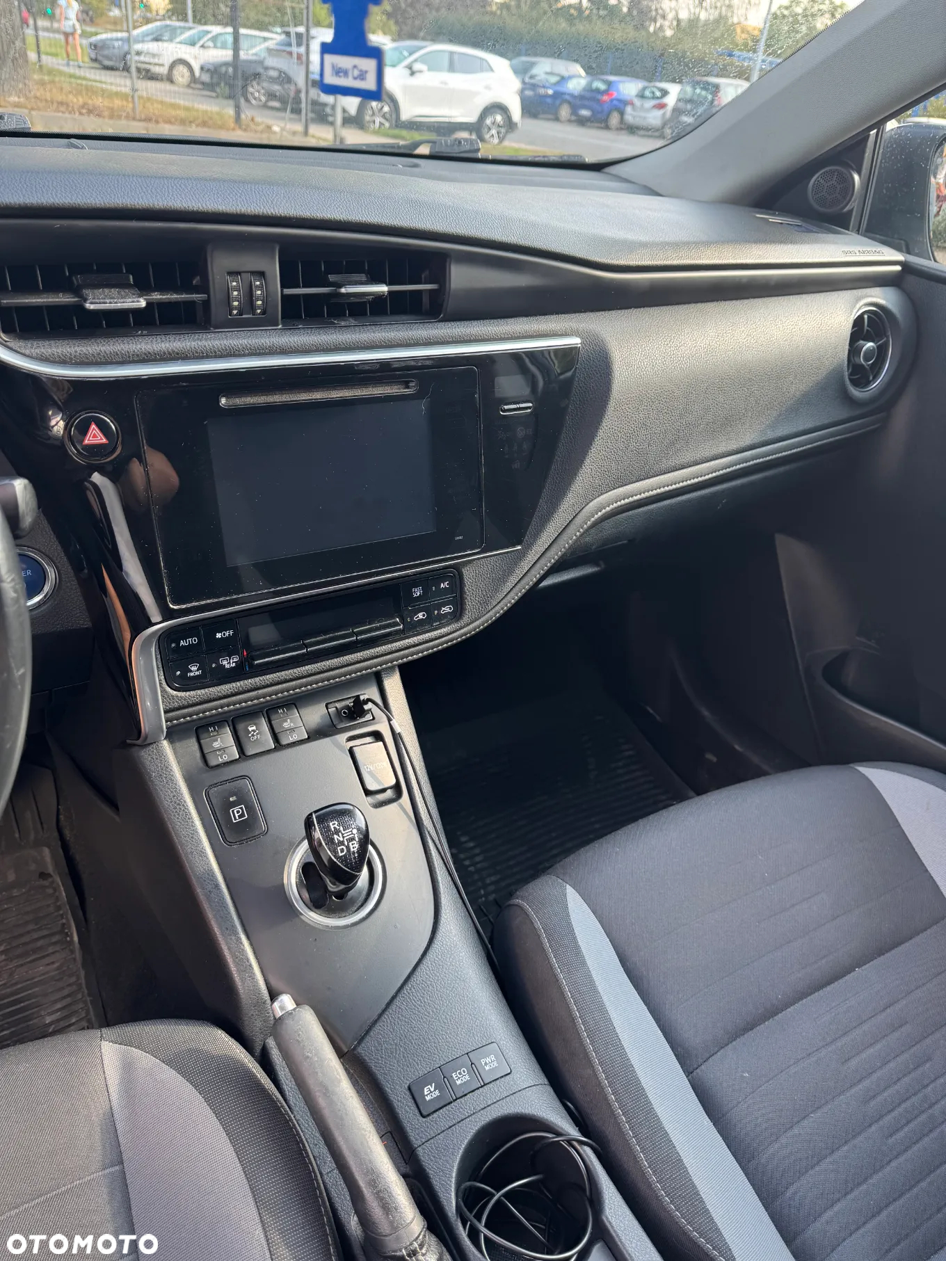 Toyota Auris Hybrid 135 Active - 8