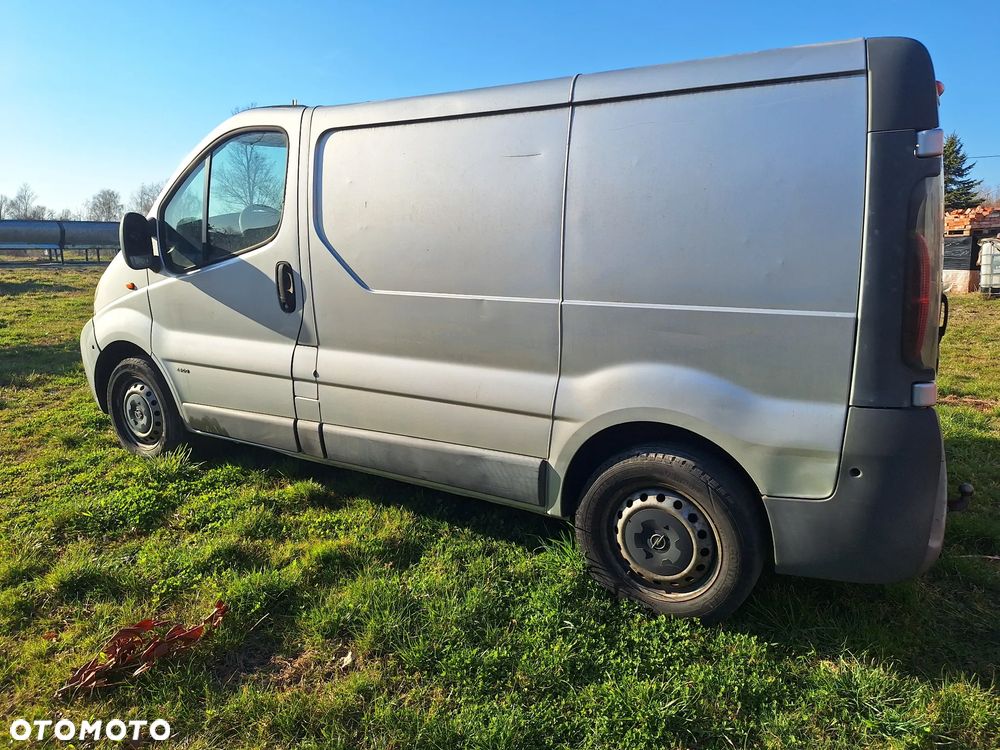 Opel vivaro - 3
