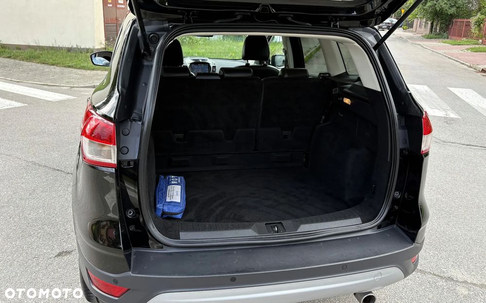 Ford Kuga 2.0 TDCi 4x4 Titanium - 32