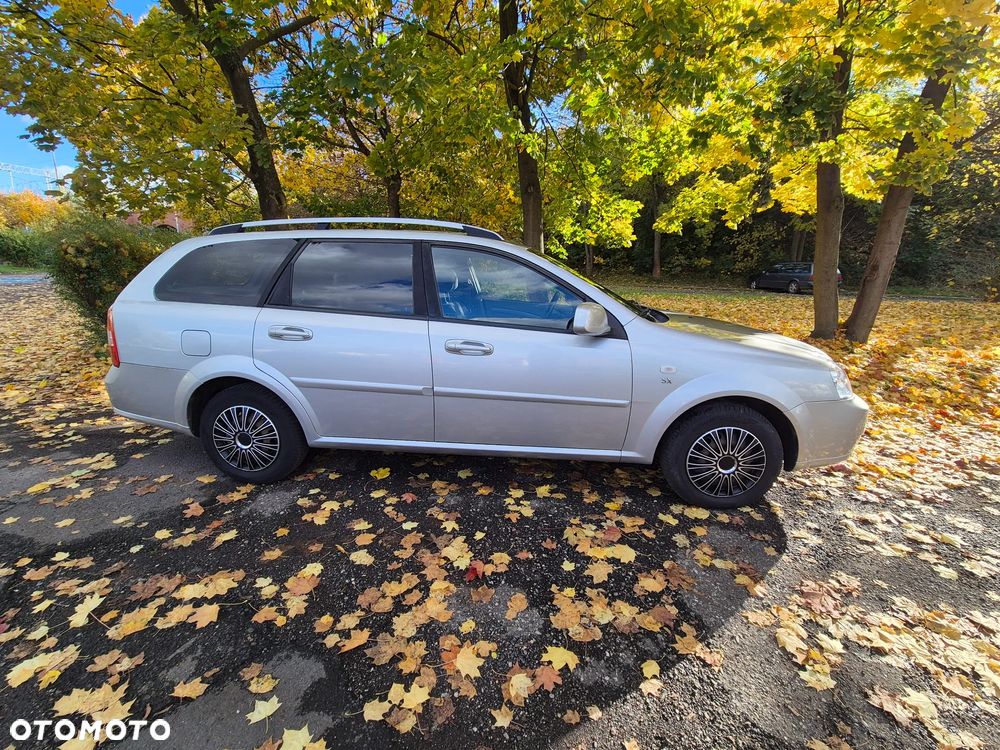 Chevrolet Nubira - 25
