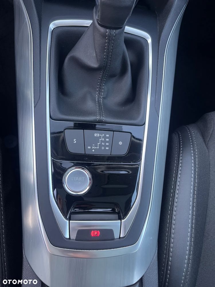 Peugeot 308 BlueHDi FAP 120 EAT6 Stop&Start GT-Line Edition - 22