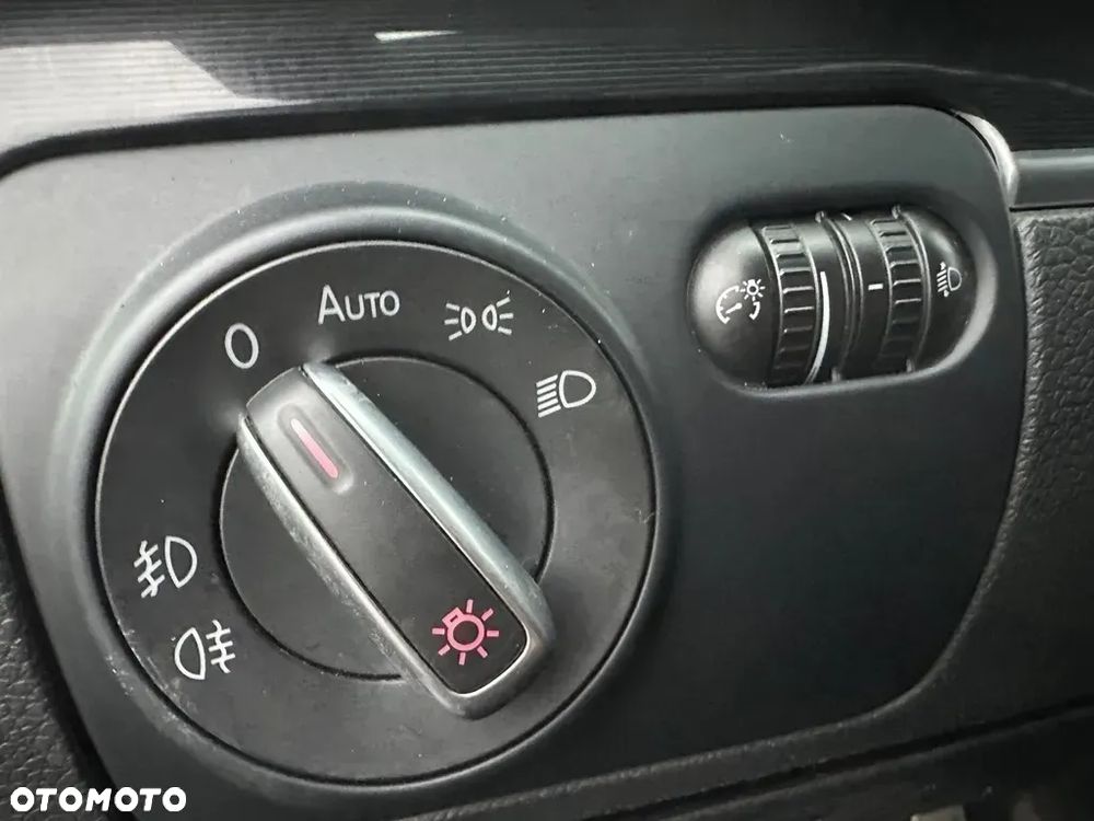 Volkswagen Golf VII 1.2 TSI BMT Trendline - 35
