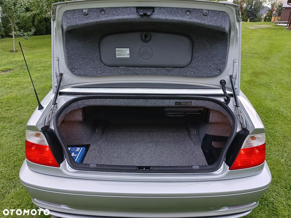 BMW Seria 3 325ti - 28