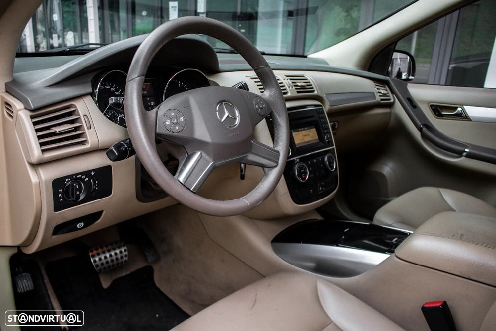 Mercedes-Benz R 280 CDI Longo - 23