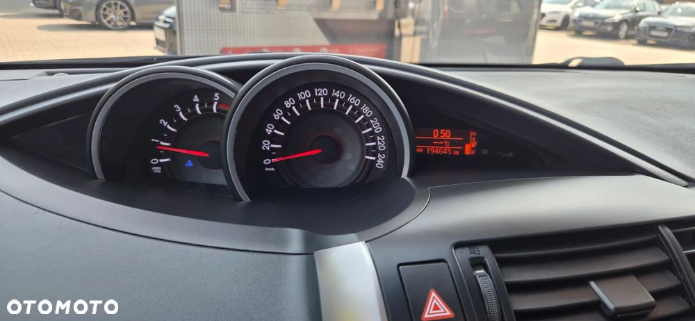 Toyota Verso 2.0 D-4D 5-Sitzer Executive - 28