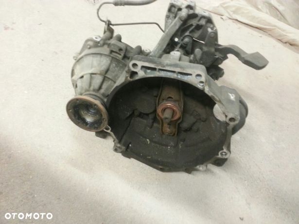 SKRZYNIA BIEGÓW AUDI A3 8P 2.0 FSI GQP 6 BIEGÓW - 1