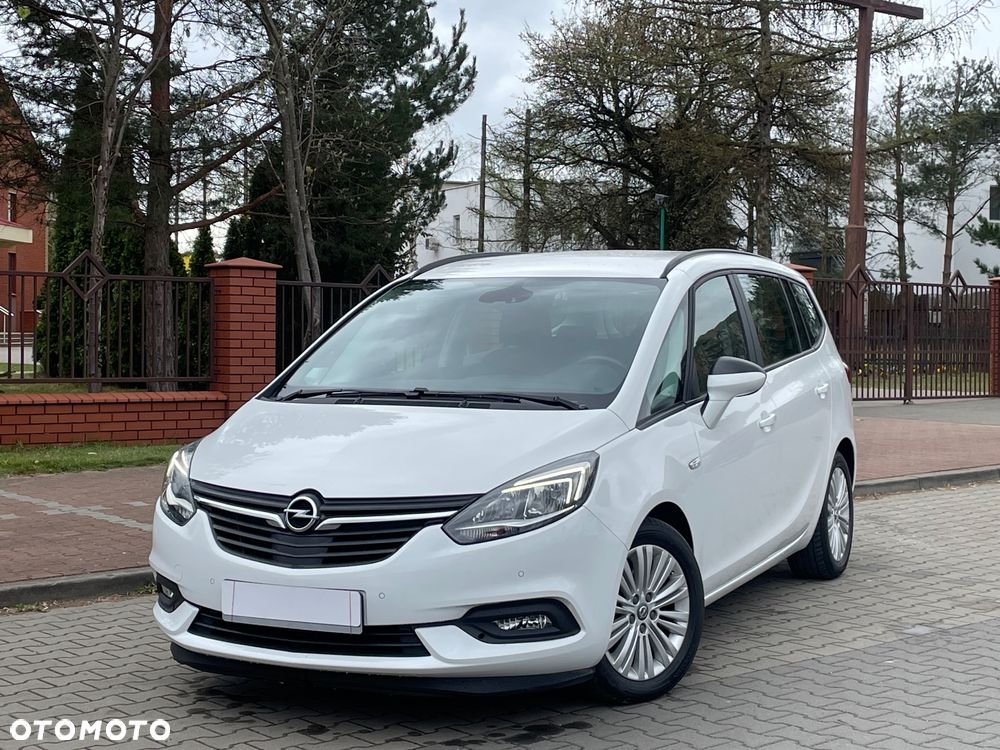 Opel Zafira - 1