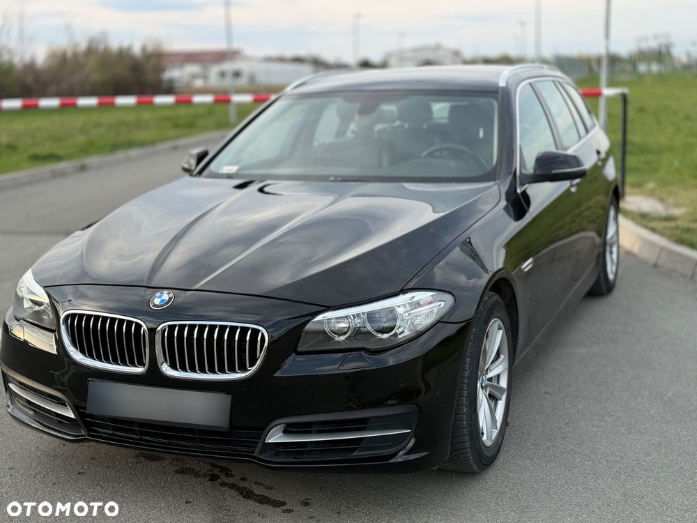 BMW Seria 5 520d xDrive - 22