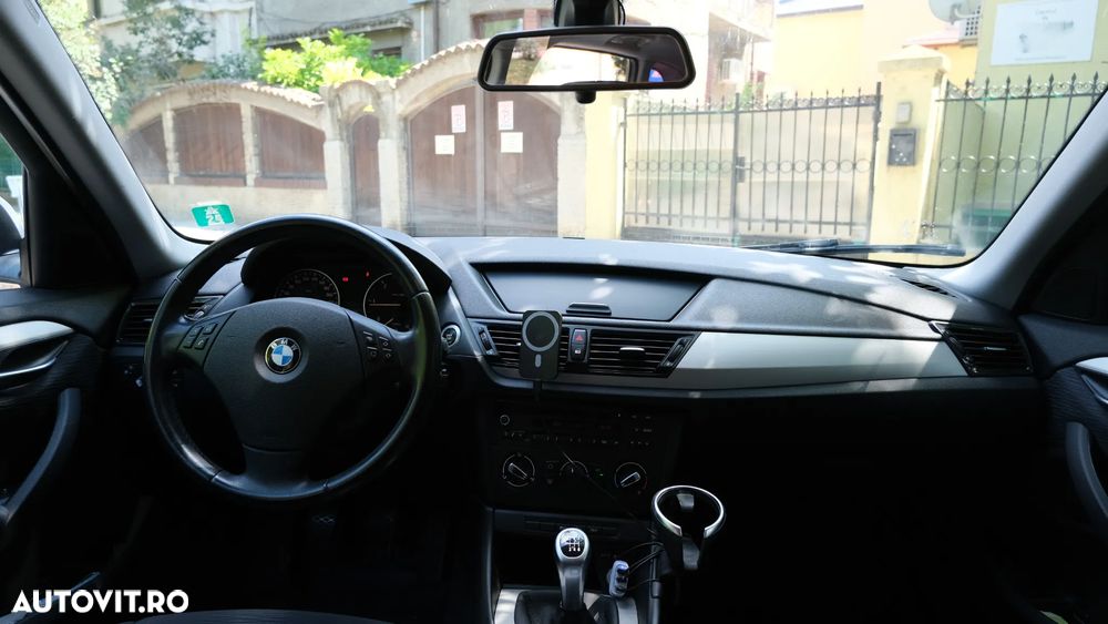 BMW X1 xDrive18d - 10