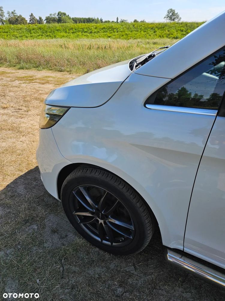 Mercedes-Benz Klasa V 300 d Extralang 9G-TRONIC Avantgarde Edition - 9