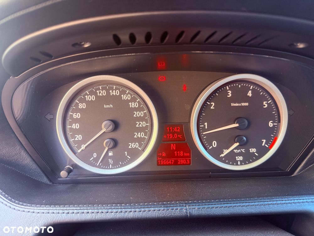 BMW Seria 6 - 12