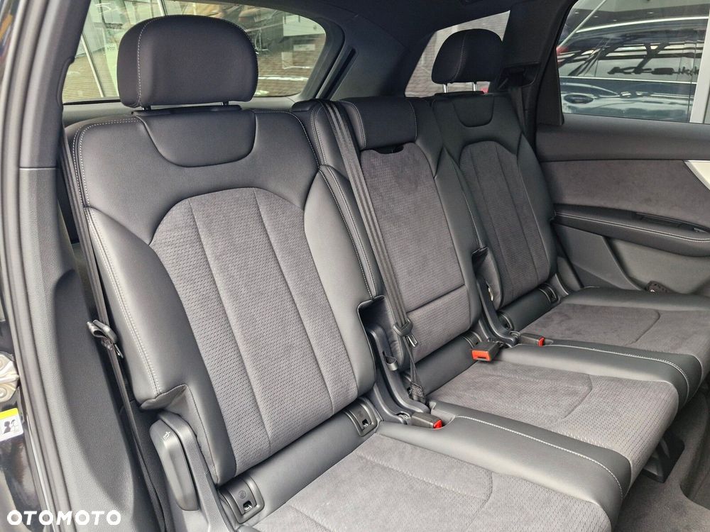 Audi Q7 50 TDI mHEV Quattro S Line Tiptr - 26