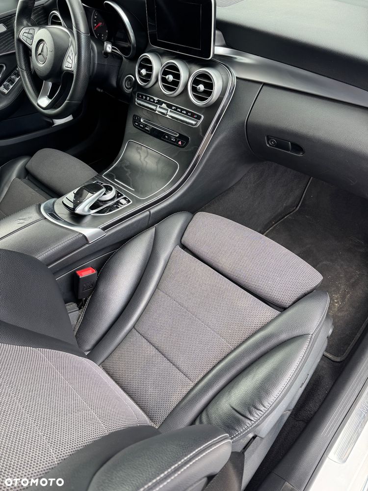 Mercedes-Benz Klasa C 160 9G-TRONIC - 21