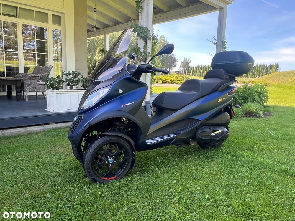 Piaggio MP-3 - 9