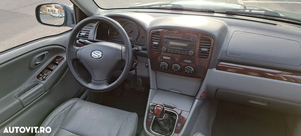 Suzuki Grand Vitara XL-7 2.0 TD Comfort + - 18