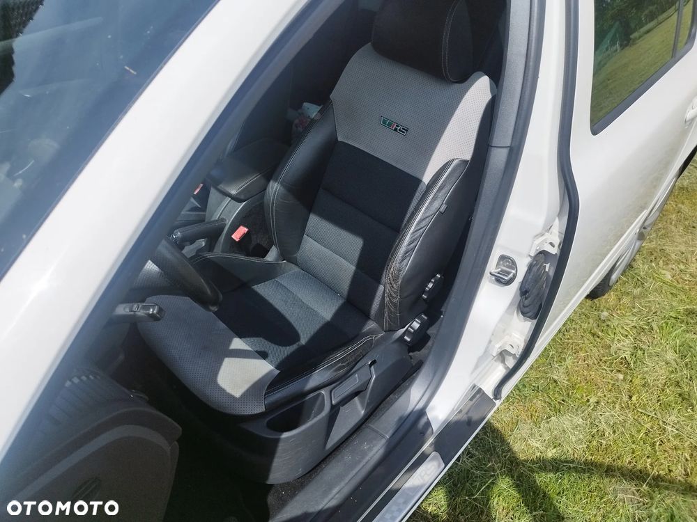 Skoda Octavia 2.0 TDI CR DPF RS - 4