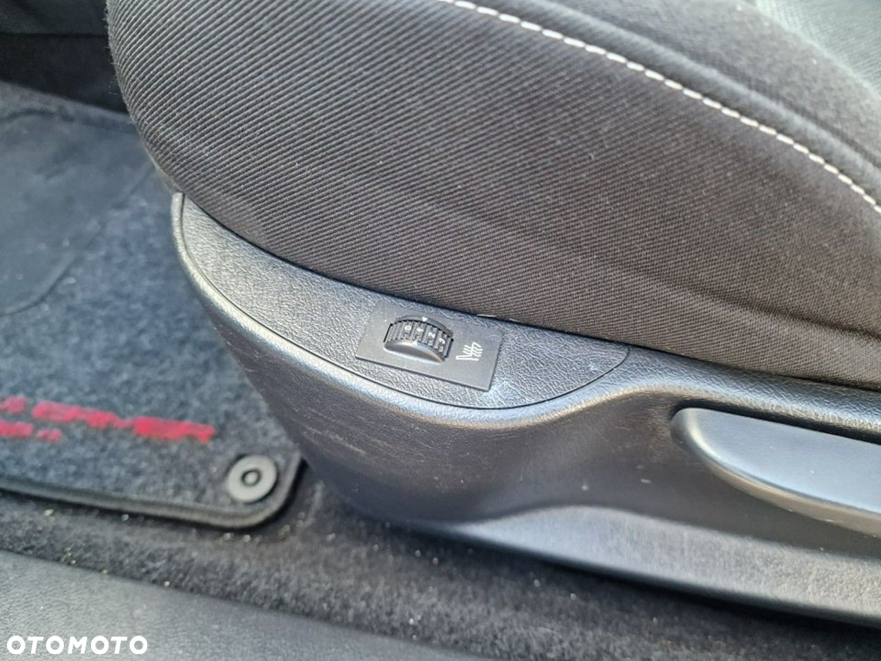 Peugeot 207 CC 120 VTi Active - 12