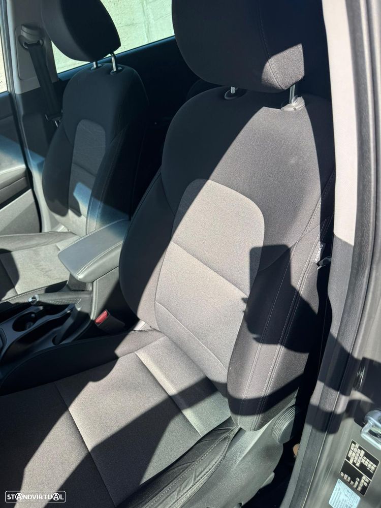 Hyundai Tucson 1.6 GDi Executive - 11