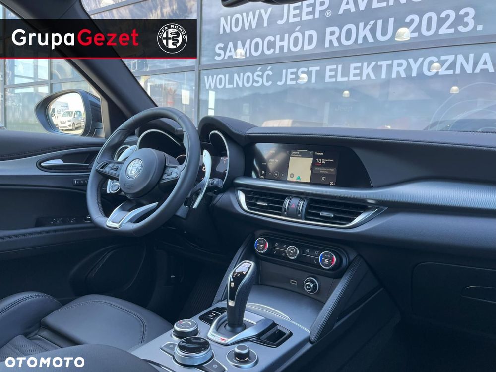 Alfa Romeo Stelvio - 7