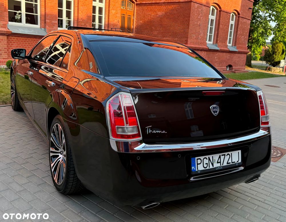Lancia Thema 3.6 V6 VVT 24V Automatik Executive - 36
