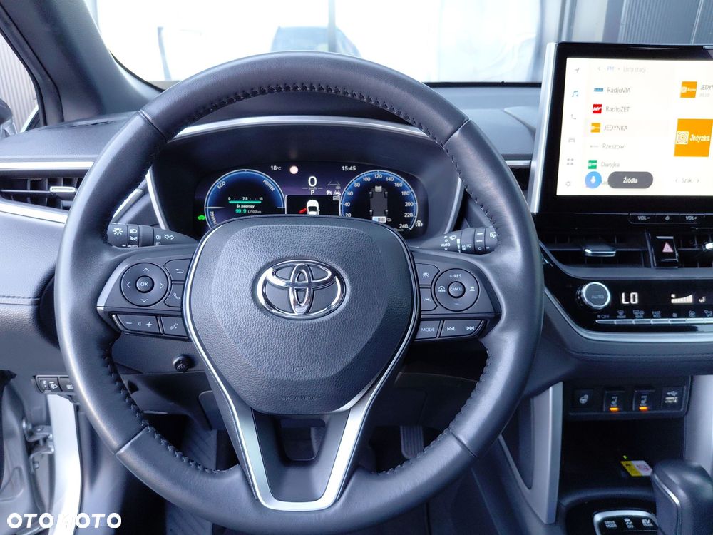 Toyota Corolla Cross - 16