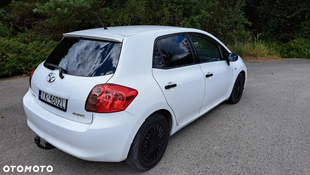 Toyota Auris 1.4 D-4D Luna - 15