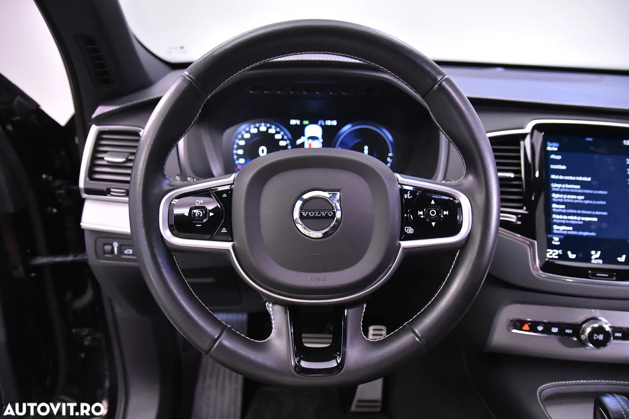 Volvo XC 90 - 17